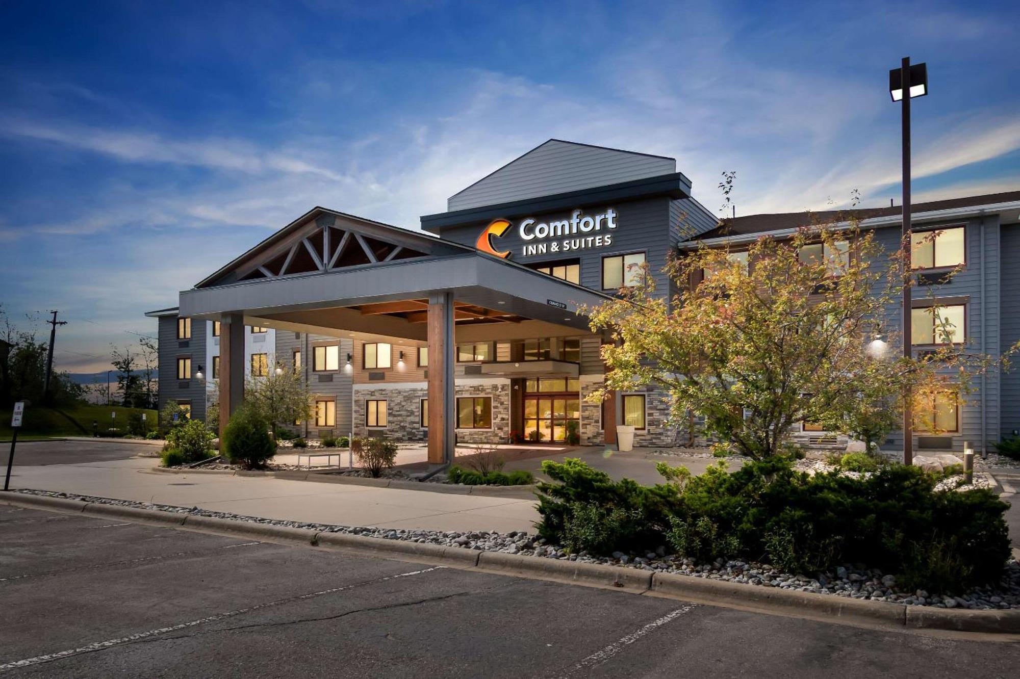 Comfort Inn & Suites Mountain Iron And Virginia Exterior photo